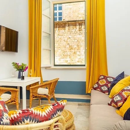 公寓 Kenova Old Town